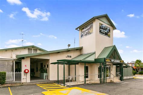 cheap motels penrith area